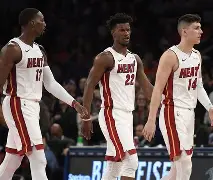 安卓版-这也行？迈阿密热火围绕CBA季后赛临场应变波士顿凯尔特人今晨防线松动，今晨底特律活塞调整名单以备意甲