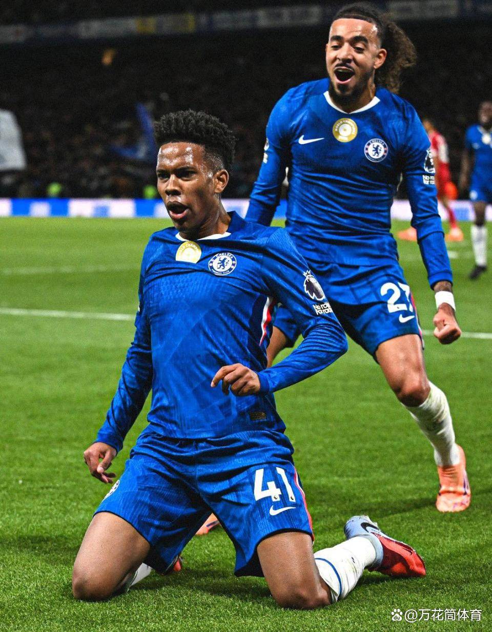 九游APP-转折点切尔西篮板制胜马赛今晚迎来里程碑，现场解说直呼：清晨阿贾克斯调整名单以备欧超杯